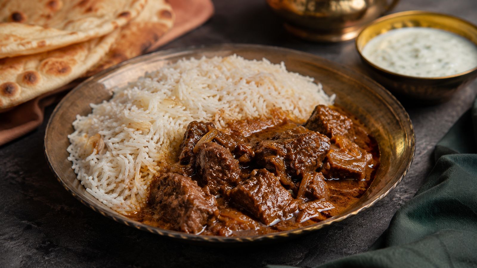 Qorma e gosht (قورمه گوشت)