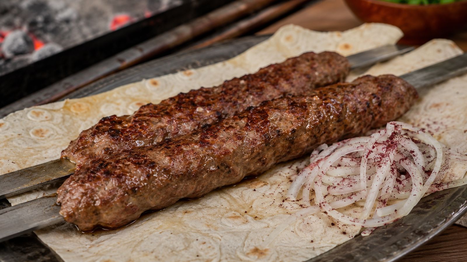 Lyulya Kebab azéri (brochettes hachées épicées)