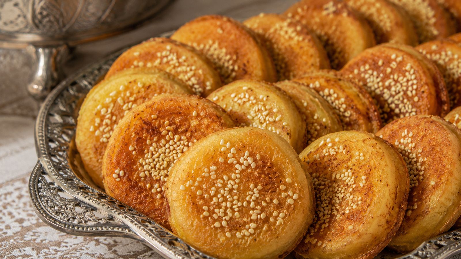 Khanfaroosh (خنفروش)