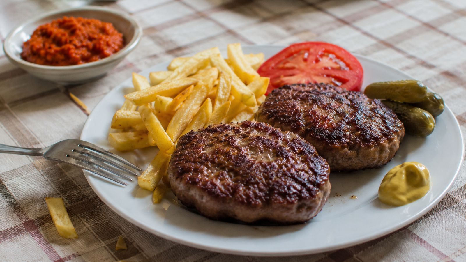 Kyufte (boulettes grillées bulgares)