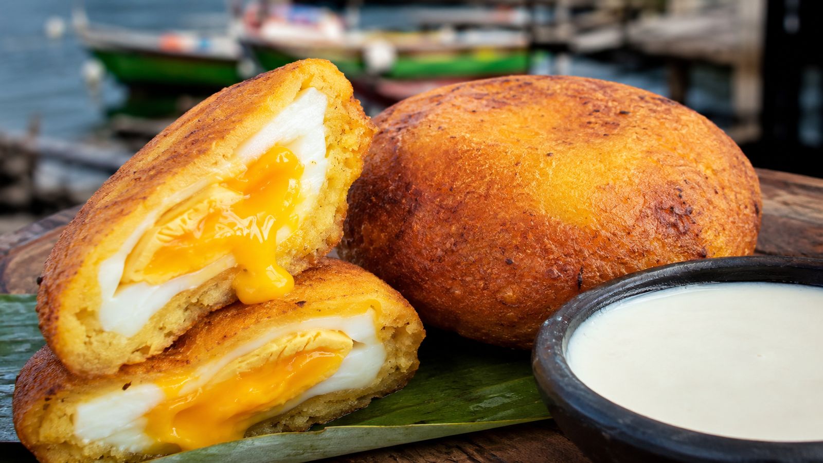 Arepa de Huevo Costeña