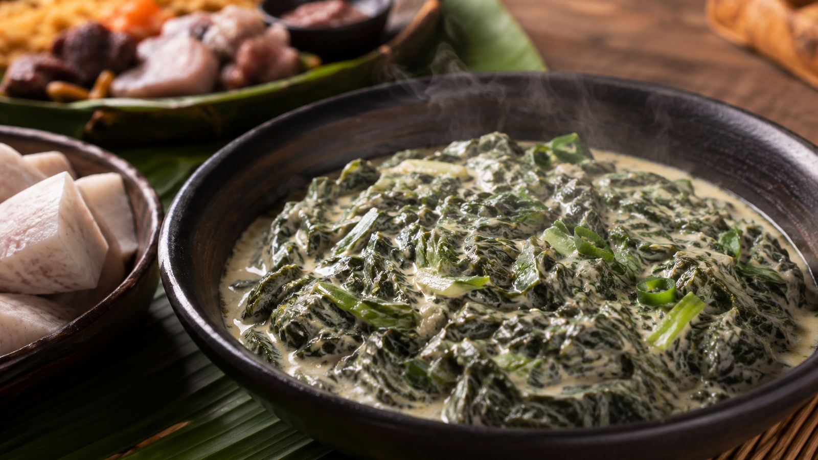 Rourou (feuilles taro lait coco fidjien)