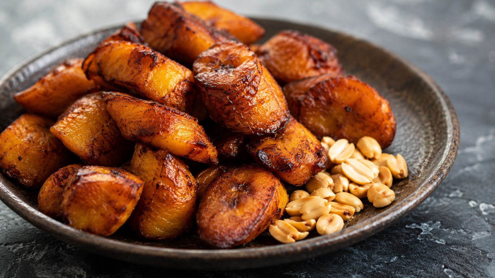 Plátanos Fritos (Kelewele)