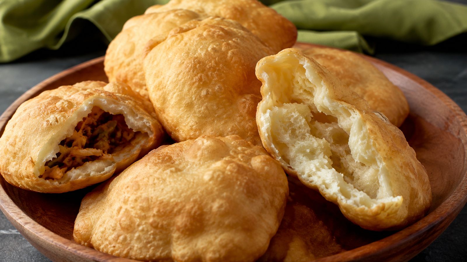 Bake (pain plat frit guyanien du petit-déjeuner)