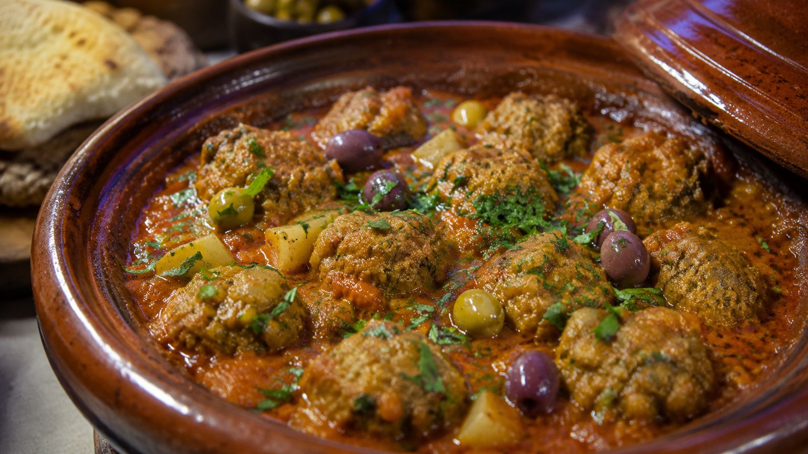 Tajine Kefta Mkawra