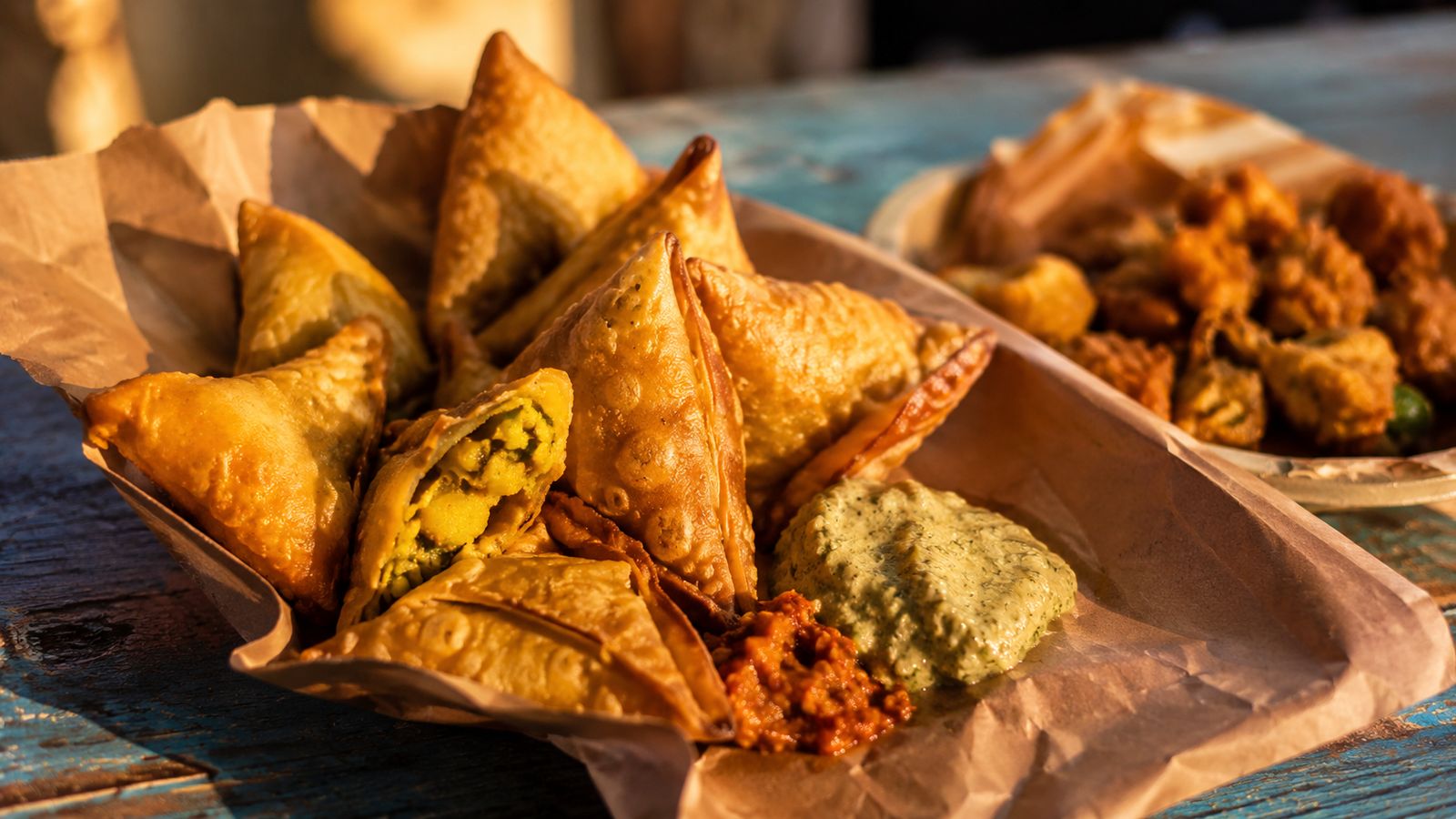 Samoussa Mauricien (Gajak pomme de terre-petits pois)