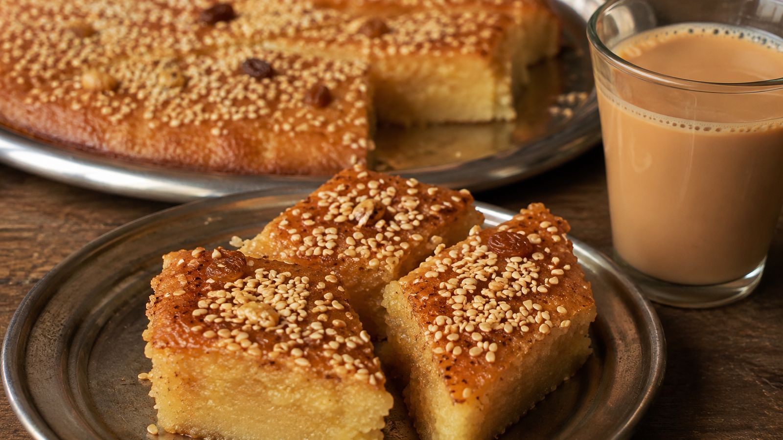 Sanwin Makin (ဆနွင်းမကင်း — gâteau de semoule birman des teashops)
