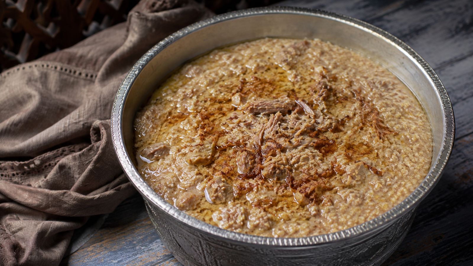 Harissa / Hareesa (ہریسہ) — le porridge de blé et viande d'hiver