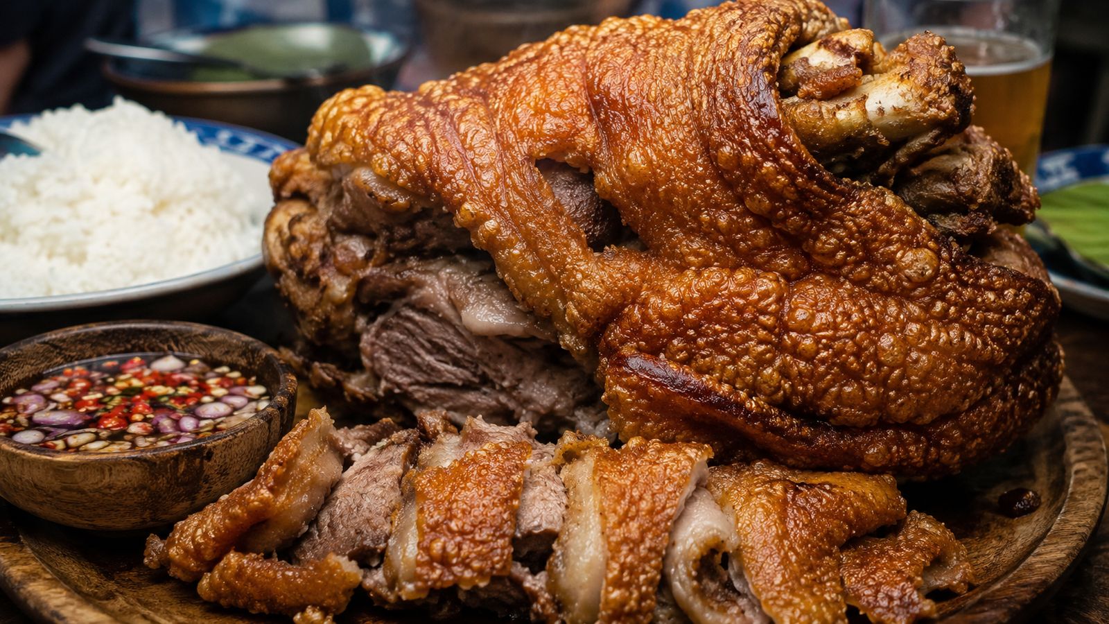 Crispy Pata (Pata ng Baboy na Pritong-Pakuluan)