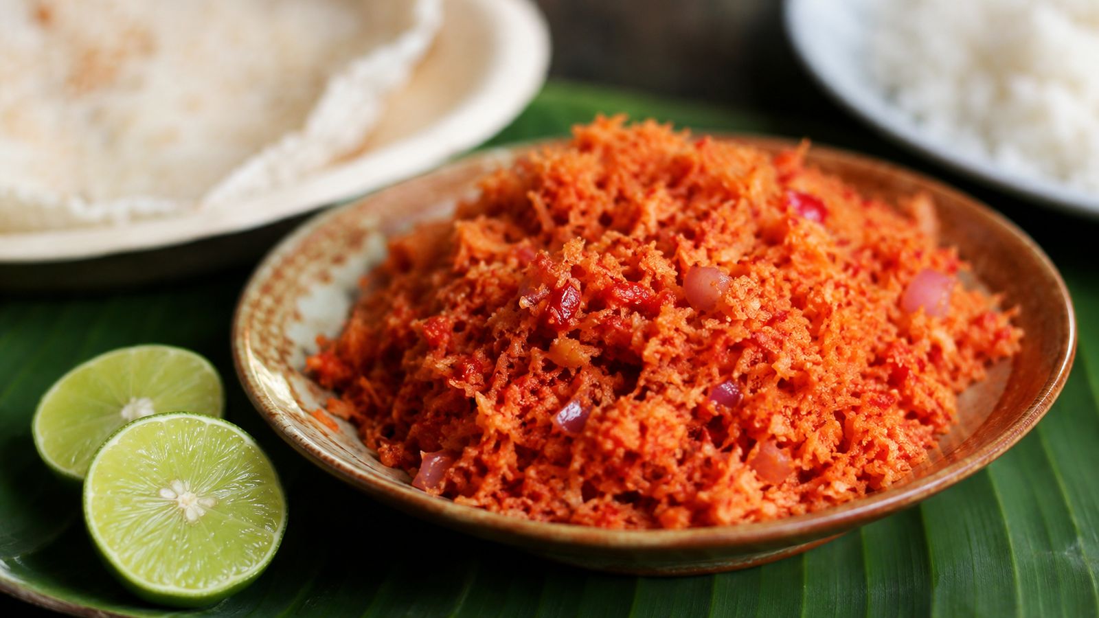 Pol Sambol (පොල් සම්බෝල)