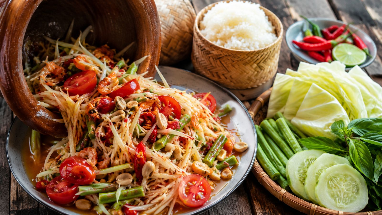 Som Tam (ส้มตำ)