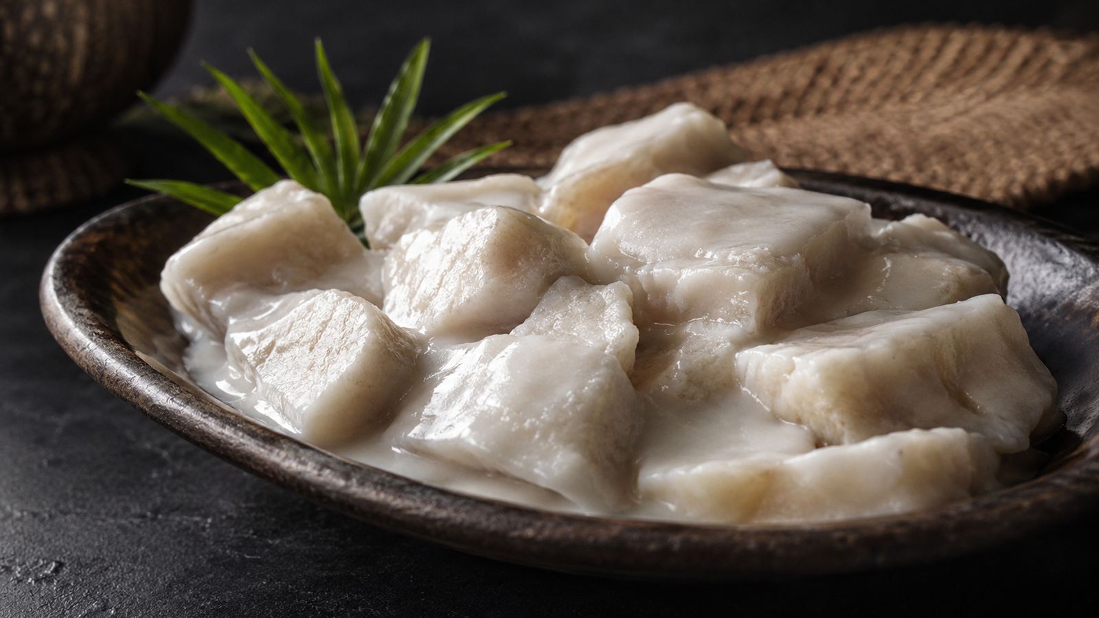'Ufi Haka (igname kahokaho à la crème de coco)